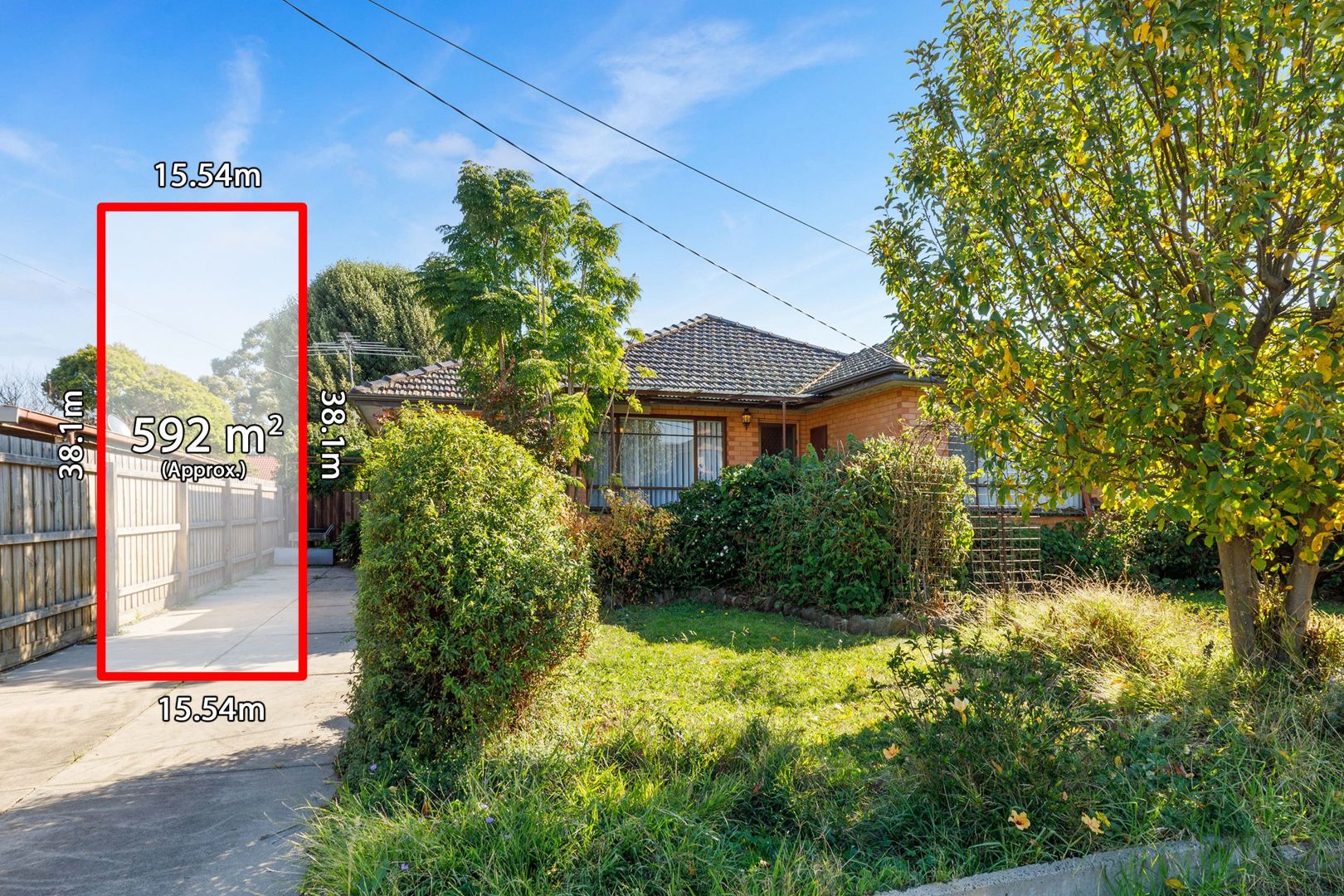 11 White Street, Avondale Heights VIC 3034, Image 2