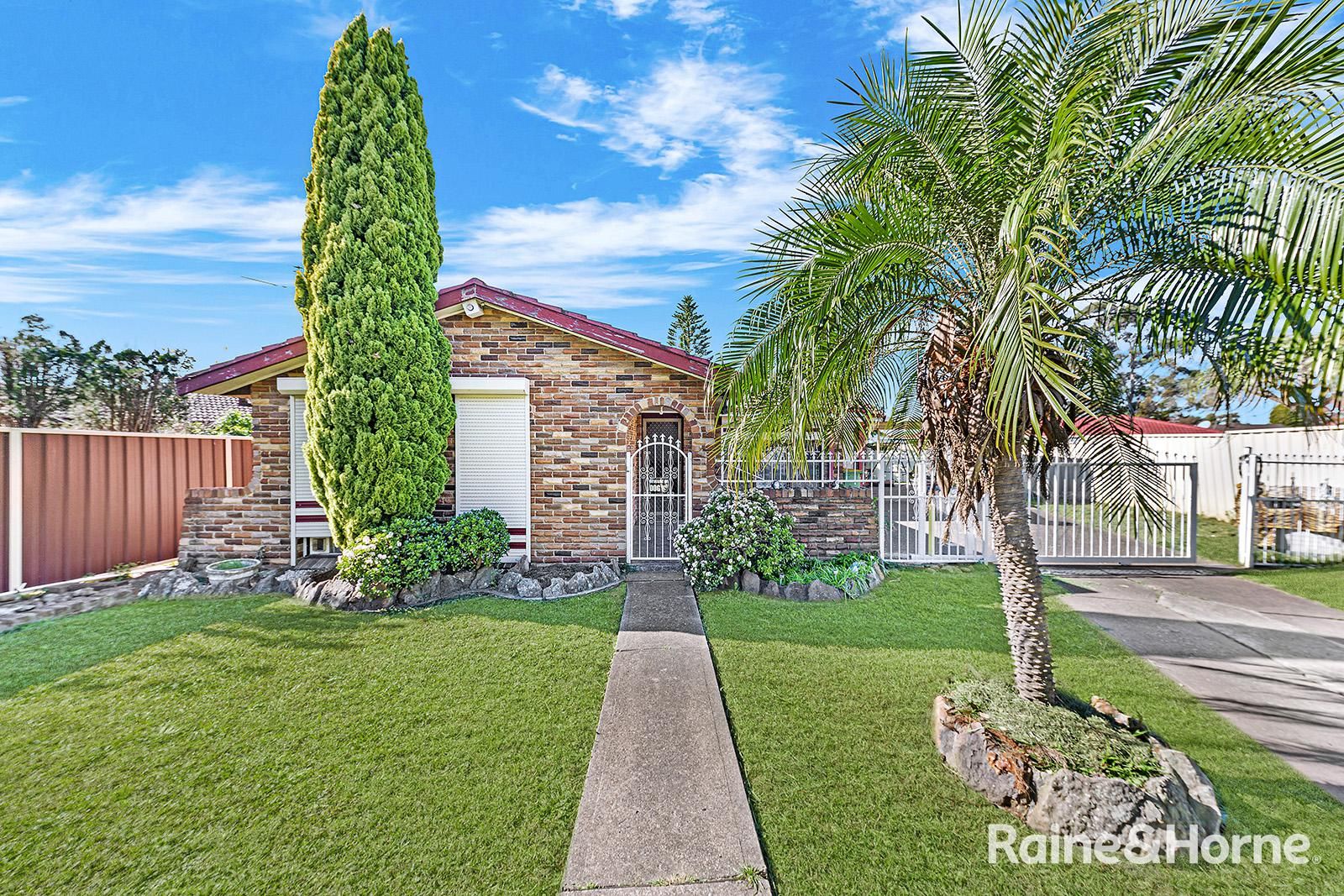 4 Rayner Place, Bonnyrigg NSW 2177, Image 0