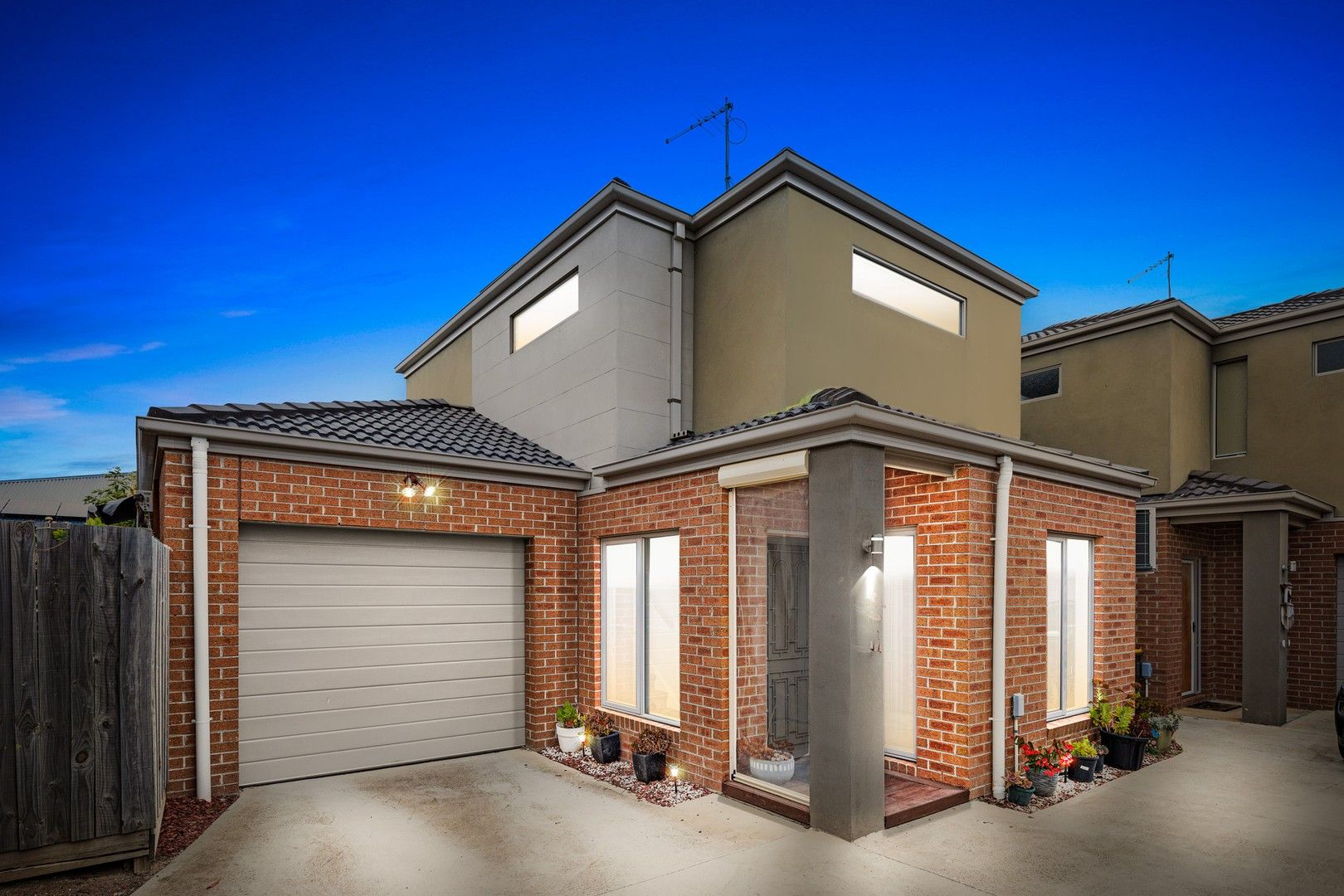 2/43 Westmeadows Lane, Truganina VIC 3029, Image 0