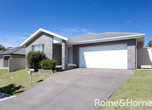 6 Mornington Circuit, Gwandalan NSW 2259