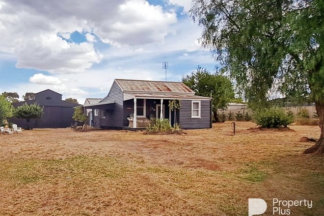 Picture of 37 Navarre Road, ST ARNAUD VIC 3478
