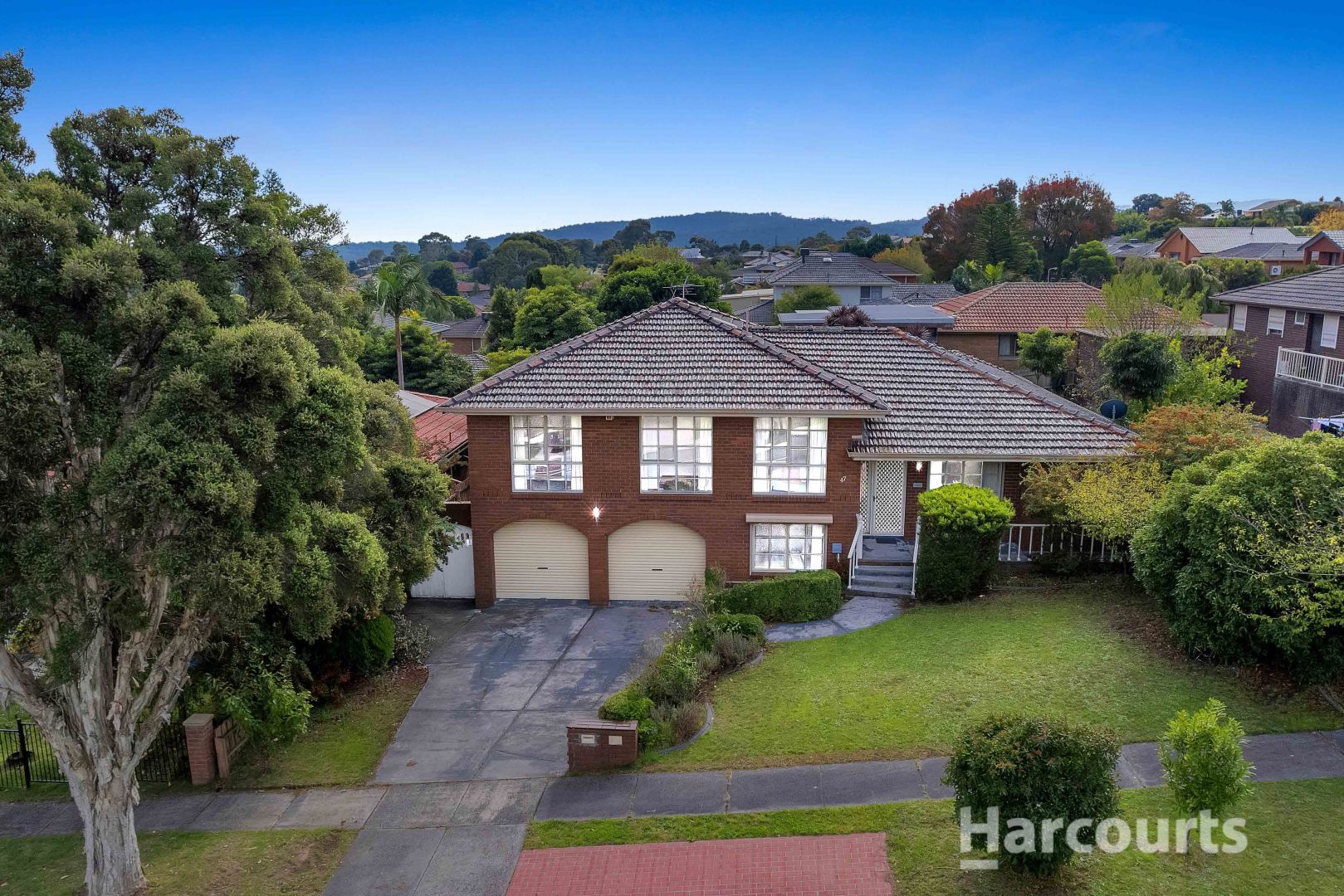 47 Joseph Banks Crescent, Endeavour Hills VIC 3802, Image 1