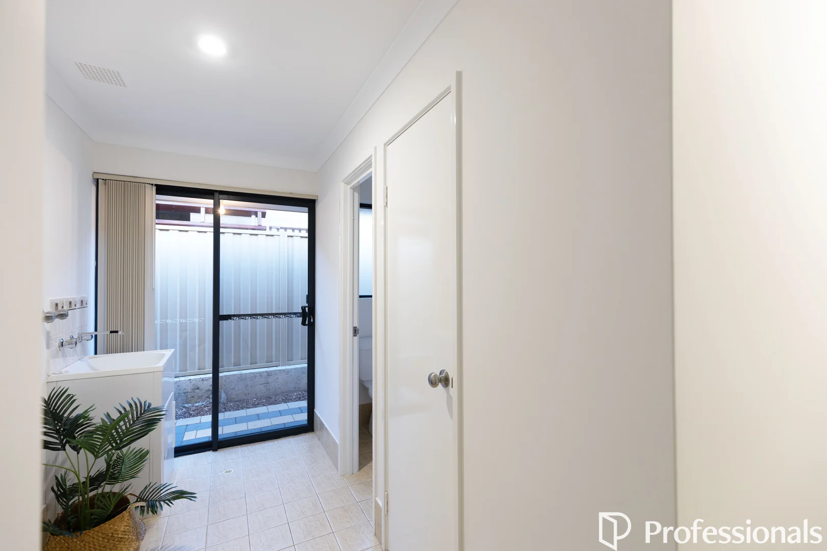 Additional image 34 of 18 Giglia Drive, Sinagra WA 6065