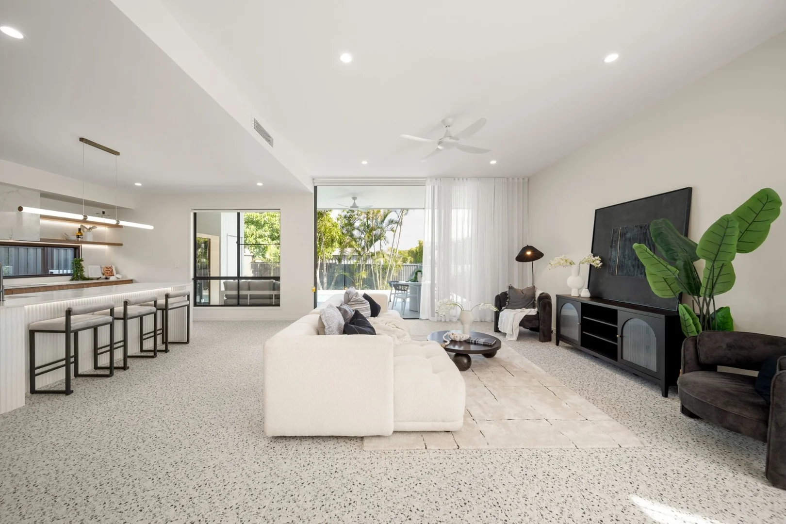 Additional image 9 of 4 Landsborough Parade, Golden Beach QLD 4551