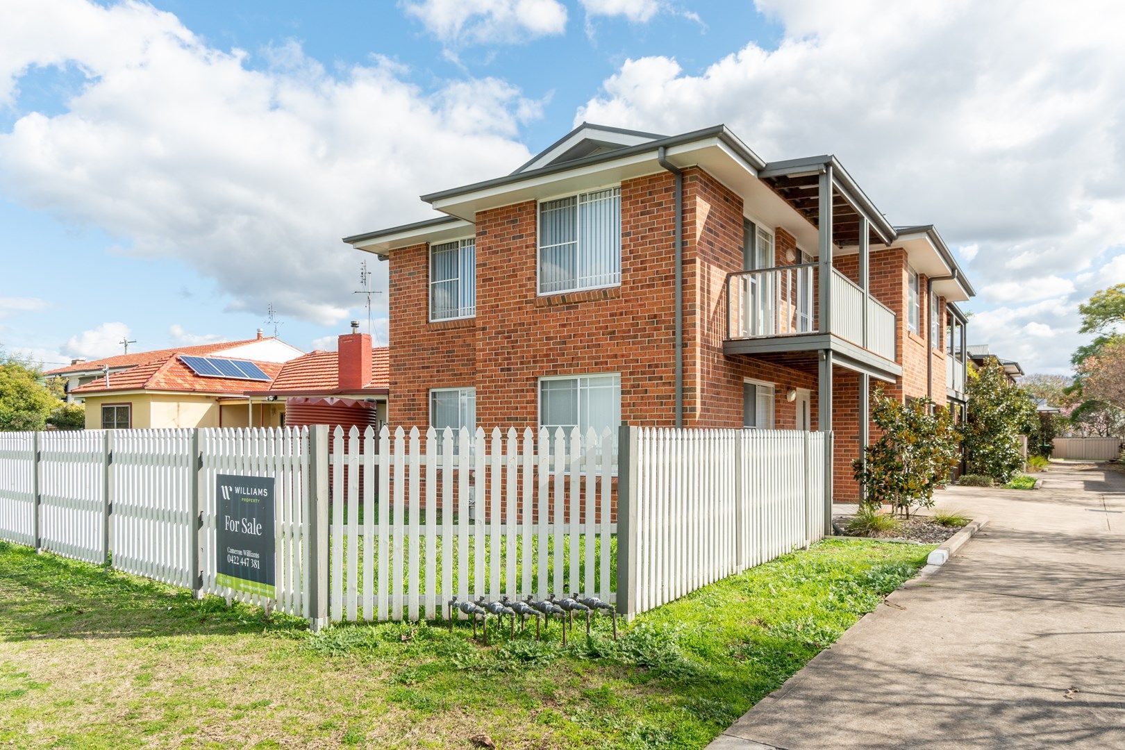 1/25 Bathurst Street, Singleton NSW 2330, Image 1