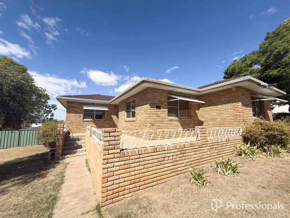 39 Hillvue Road, South Tamworth NSW 2340