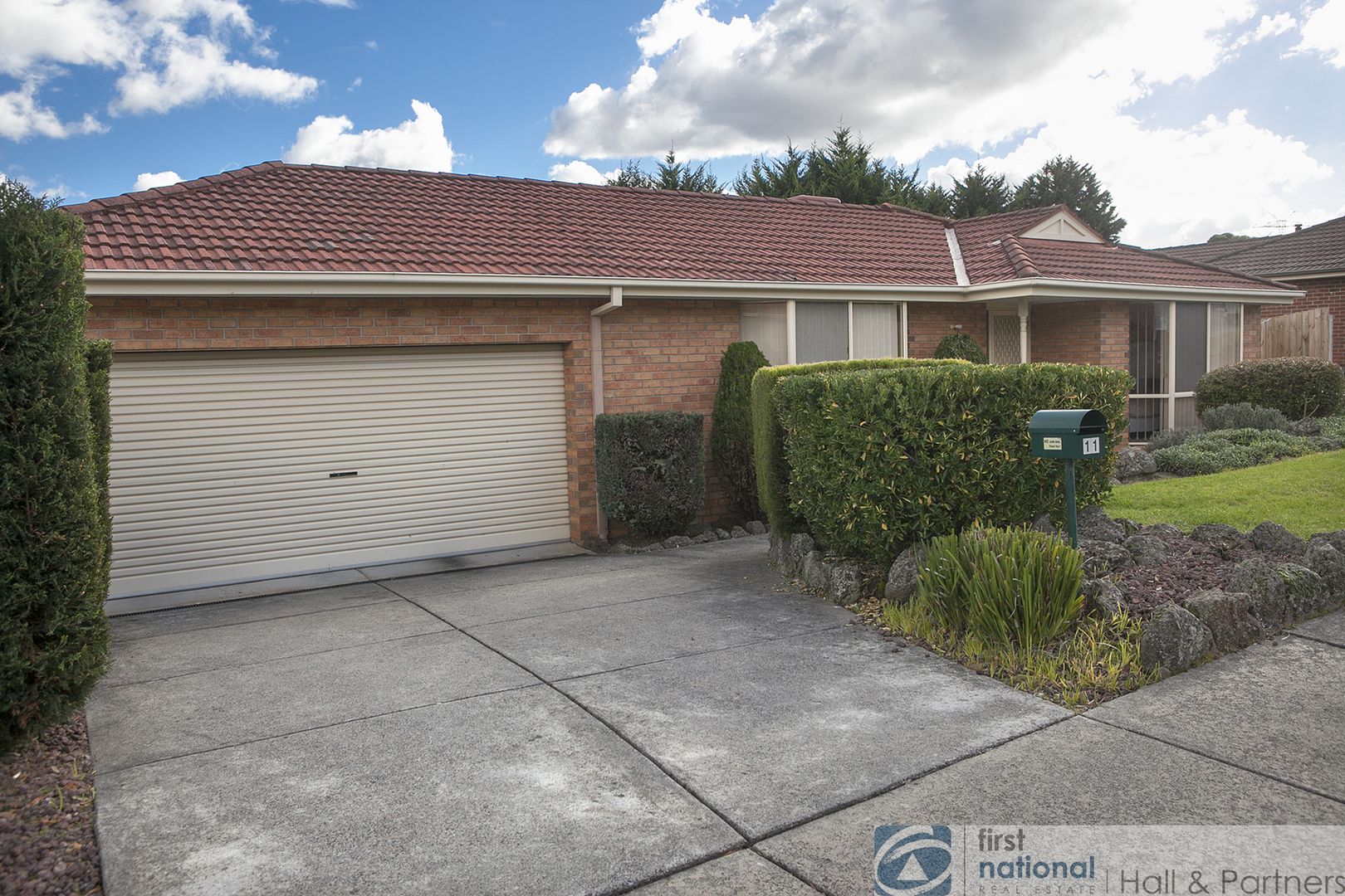 11 Pinto Close, Endeavour Hills VIC 3802, Image 1