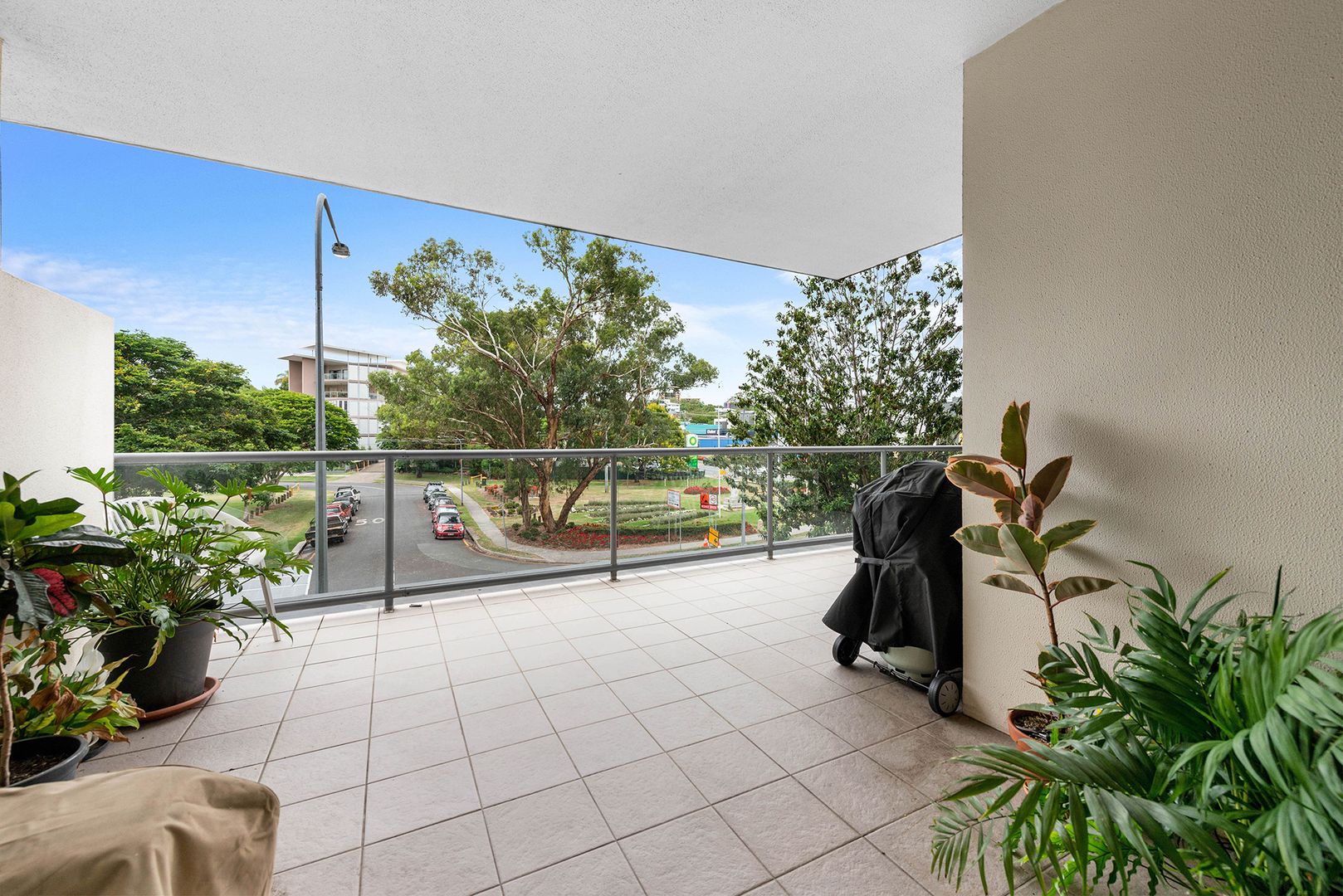 8/8-12 Belgrave Road, Indooroopilly QLD 4068, Image 2
