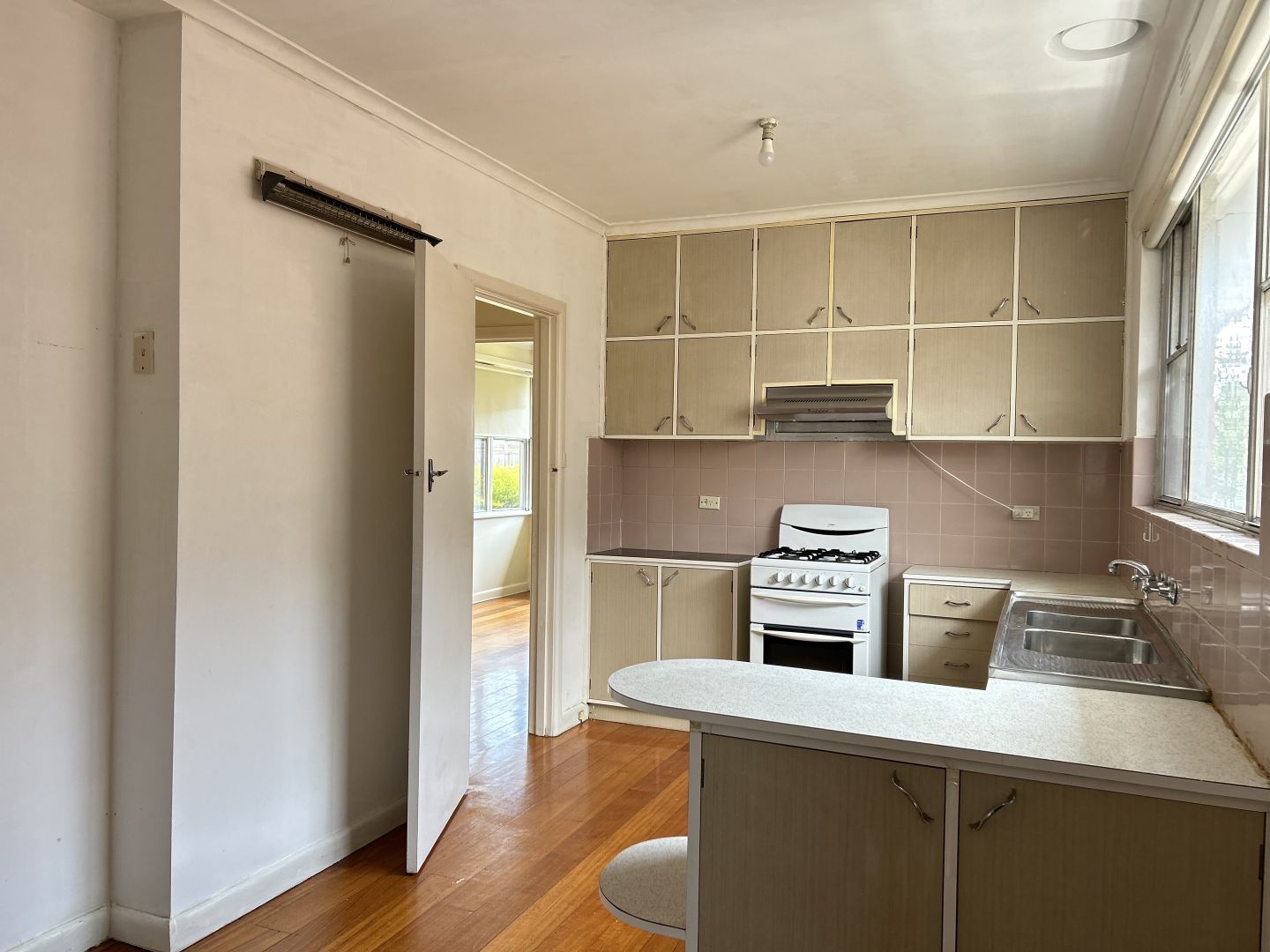 4/9 Garden Avenue, Glen Huntly VIC 3163 Apartment For Rent 520 Domain