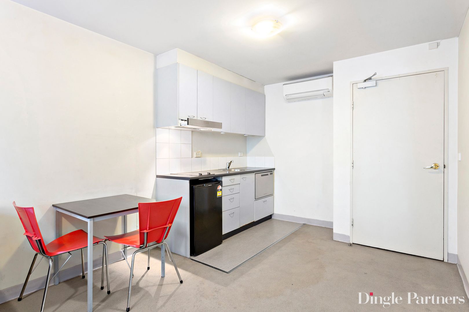 721/528 Swanston Street, Carlton VIC 3053, Image 2