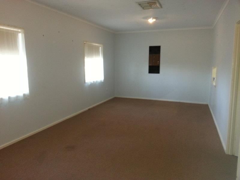 4 NAIRN Court, Eneabba WA 6518, Image 1