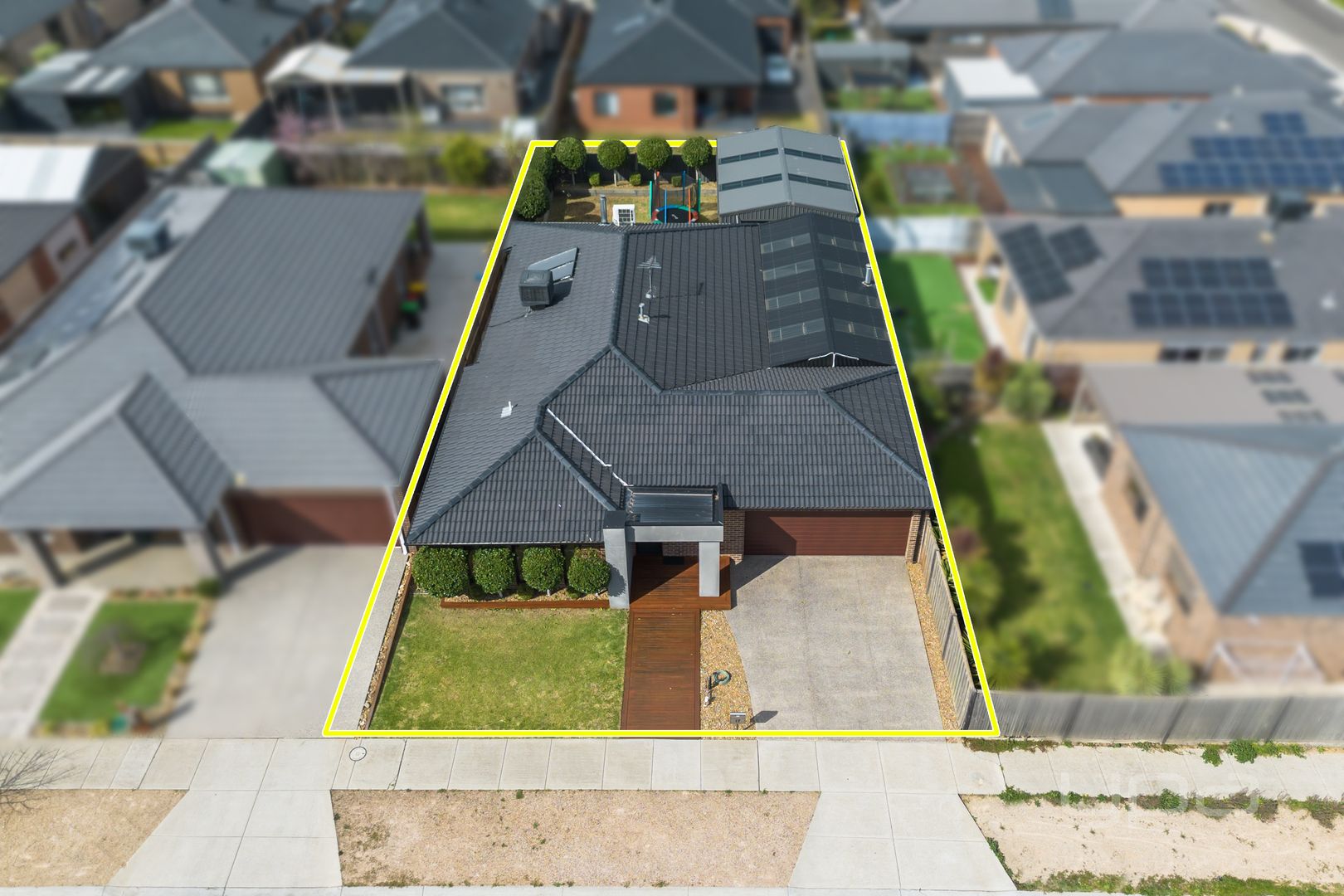 17 Erden Court, Harkness VIC 3337, Image 1