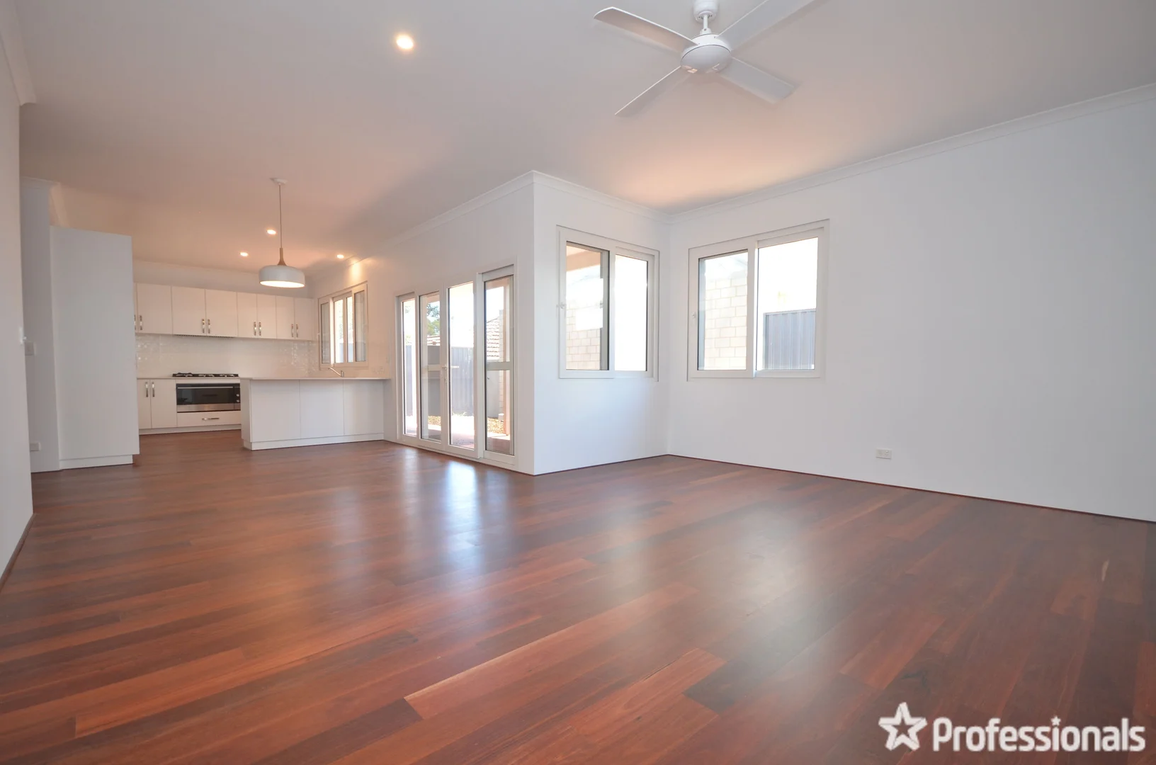 Additional image 4 of 252 Berwick Street, Victoria Park WA 6100