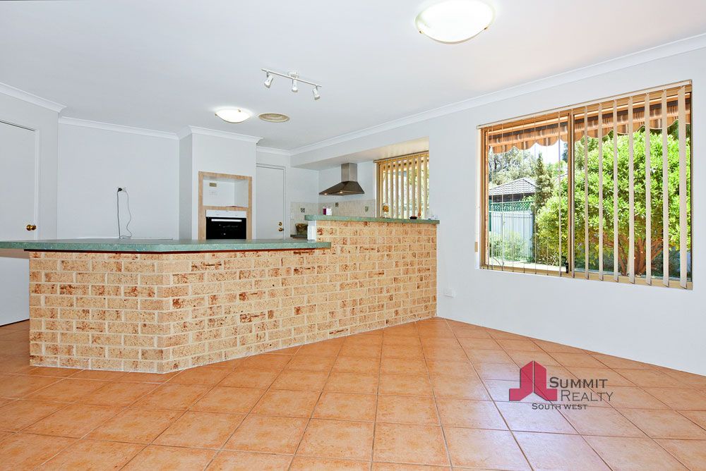 11 Orchard Place, Myalup WA 6220, Image 2