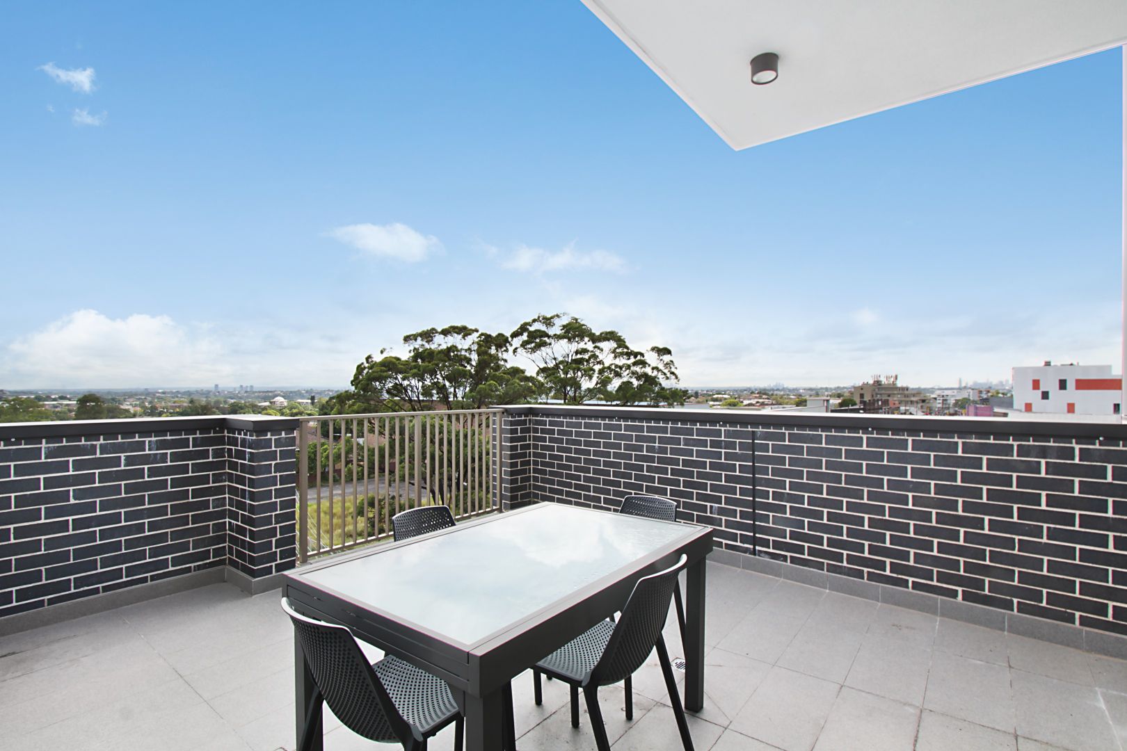 402/680 Canterbury Road, Belmore NSW 2192, Image 2