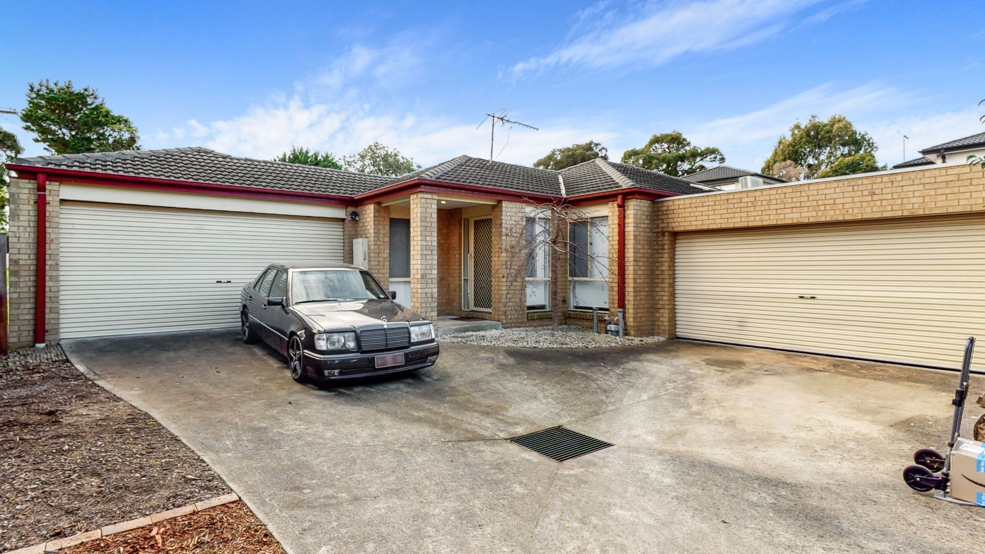 3 bedrooms House in 2/12 Lance Road BAYSWATER VIC, 3153