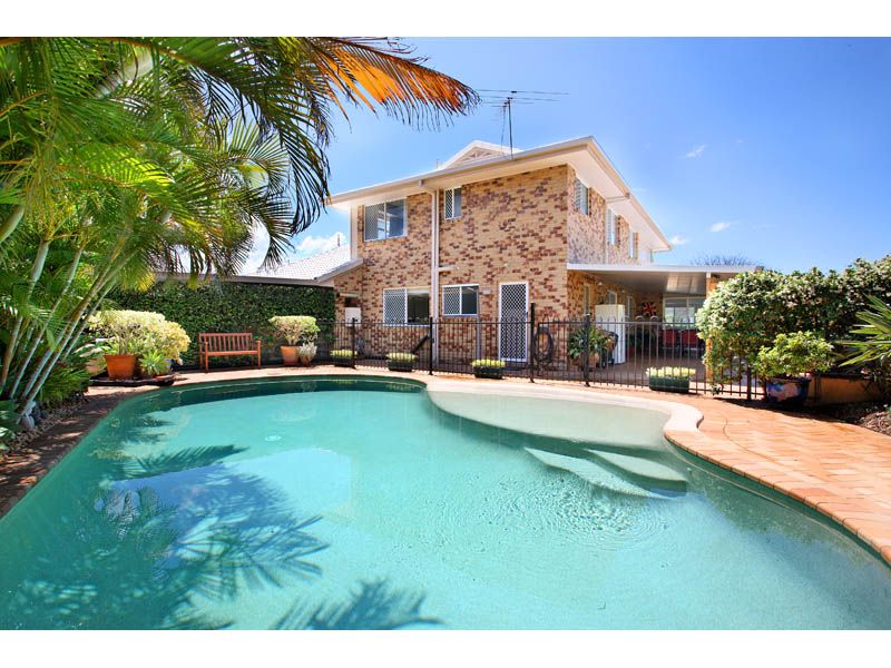 14 Botticelli Place, MACKENZIE QLD 4156, Image 2