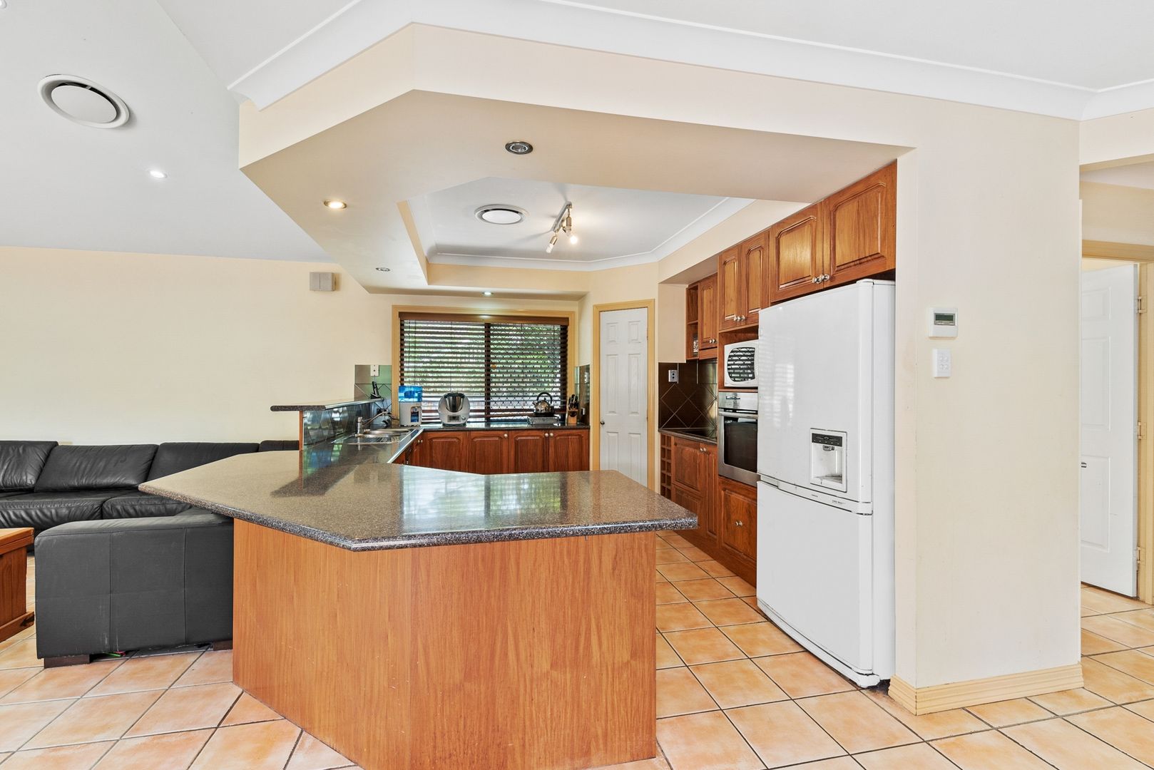 14 Sefton Court, North Lakes QLD 4509, Image 2