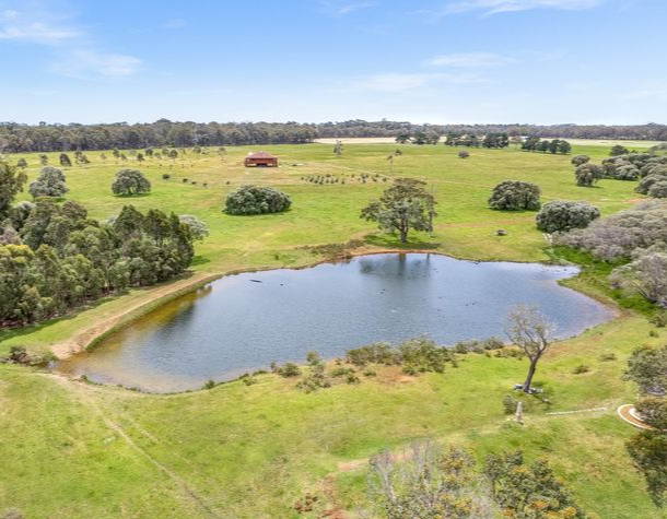 33 Barnett Grove, Cowaramup WA 6284