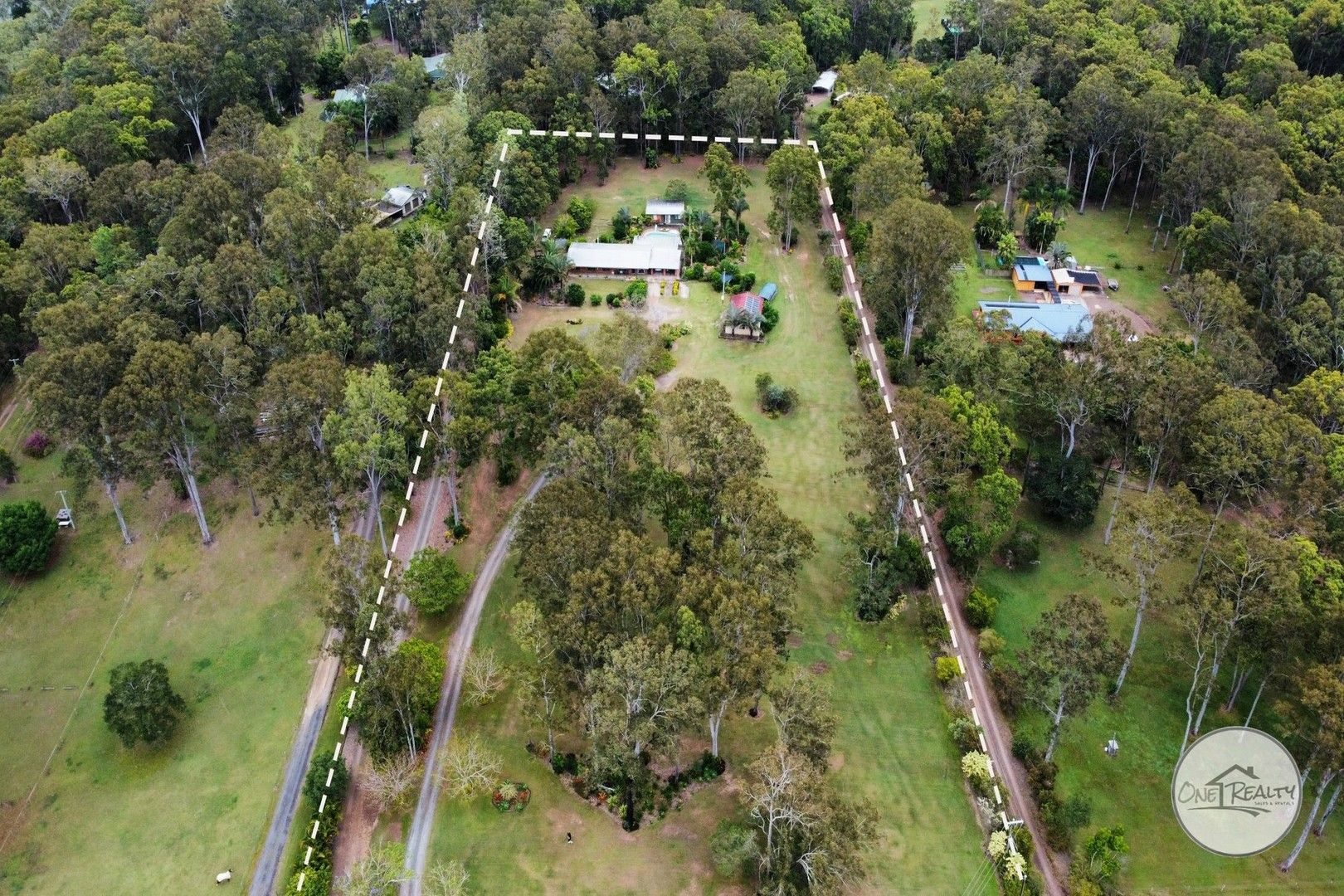 5 bedrooms House in 64 Hardie St TINANA QLD, 4650