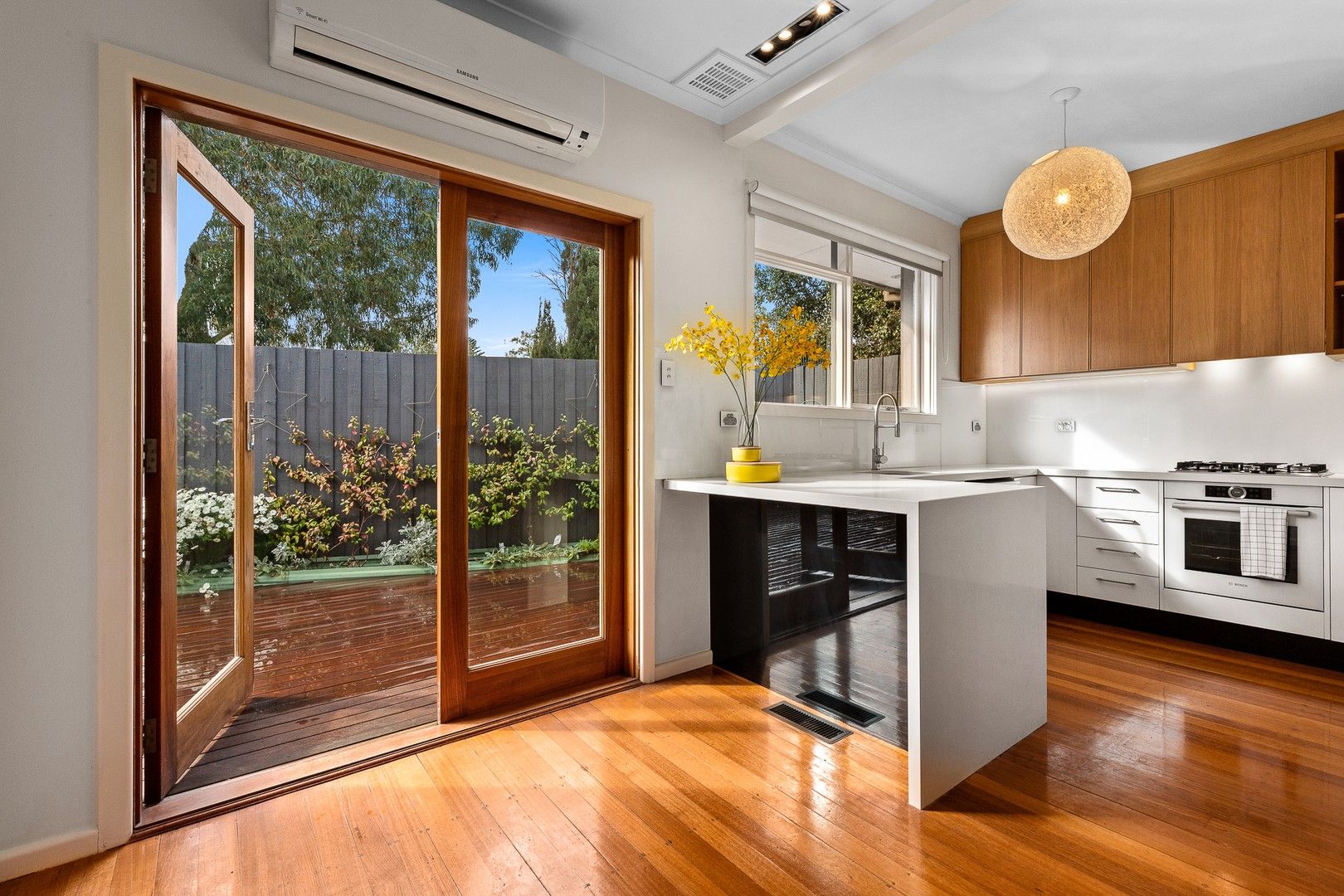 2 bedrooms Apartment / Unit / Flat in 10/373 South Road BRIGHTON EAST VIC, 3187