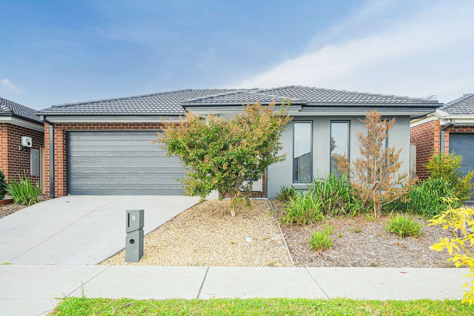 8 Holgate Avenue, Clyde North VIC 3978, Image 0