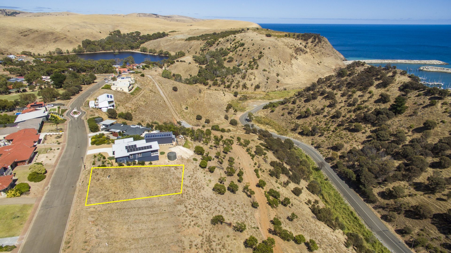 27 Seaview Avenue, Wirrina Cove SA 5204, Image 2