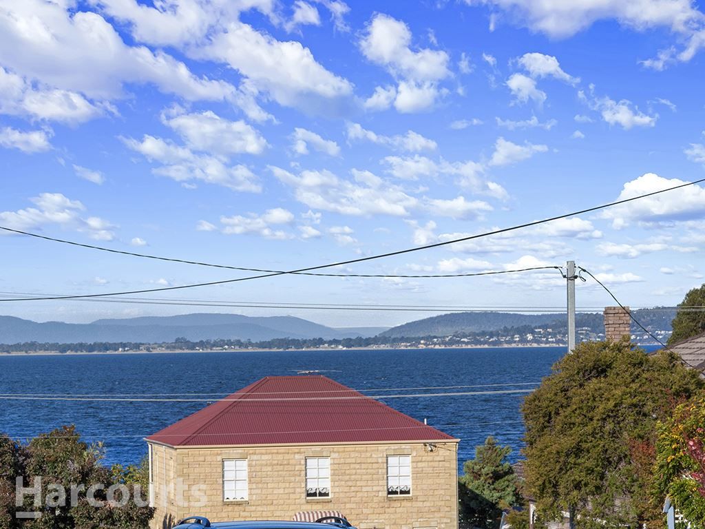 21 Myuna Road, Blackmans Bay TAS 7052, Image 0