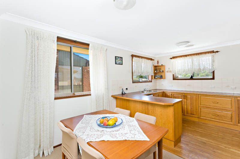 56 Parthenia Street, DOLANS BAY NSW 2229, Image 2