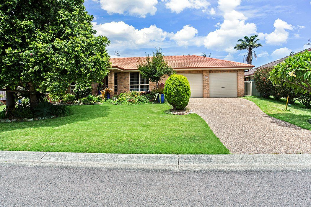 3 bedrooms House in 206 Rocky Point Rd FINGAL BAY NSW, 2315