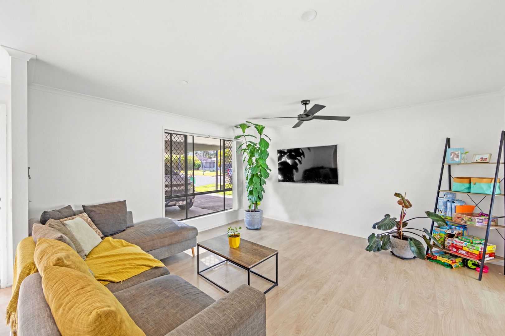 11 Boonah Court, Helensvale QLD 4212 House For Rent Domain