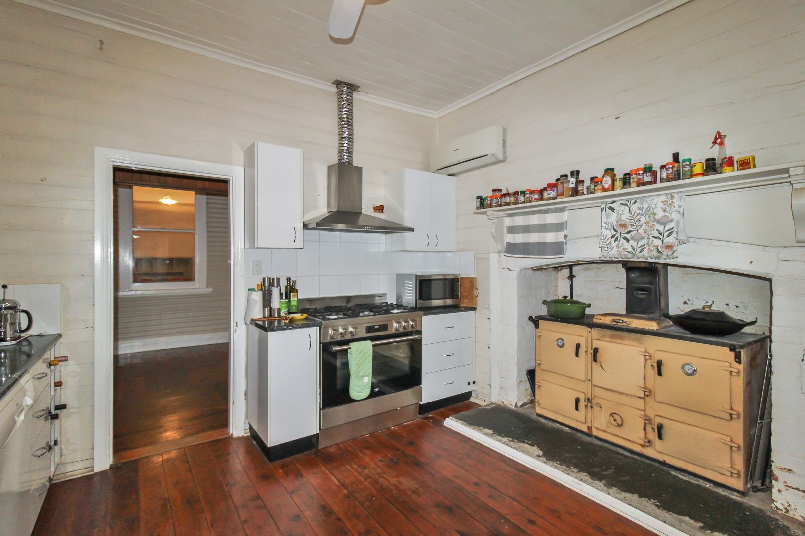 419 Church Street, Hay NSW 2711, Image 1