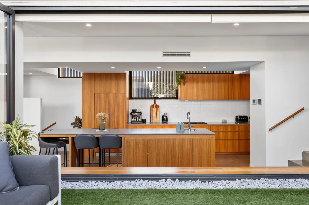 Additional image 8 of 30 Orchard Terrace, St Lucia QLD 4067