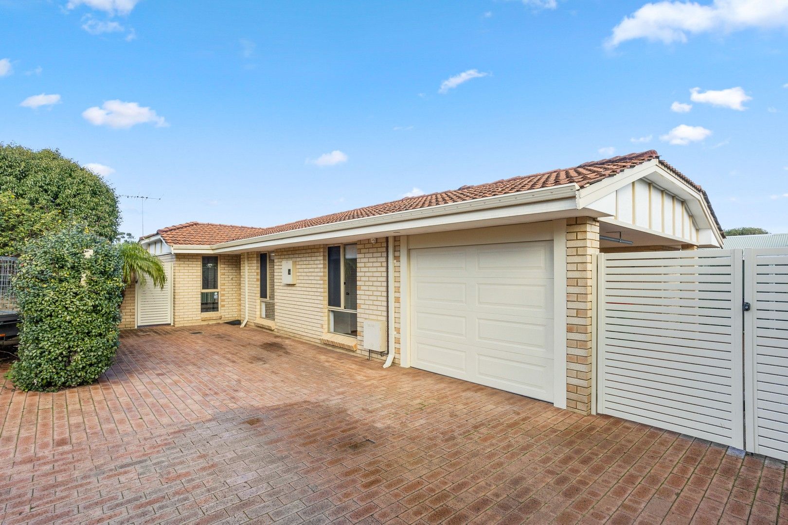 3 bedrooms House in 3/85 Murray Road BICTON WA, 6157