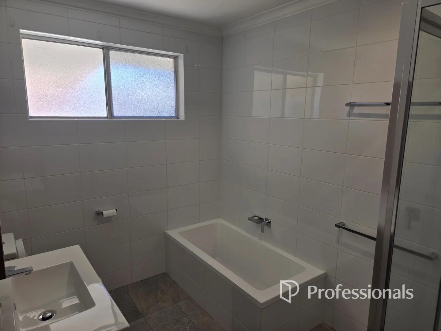 Additional image 11 of 174 Clarke Street East, Carey Park WA 6230