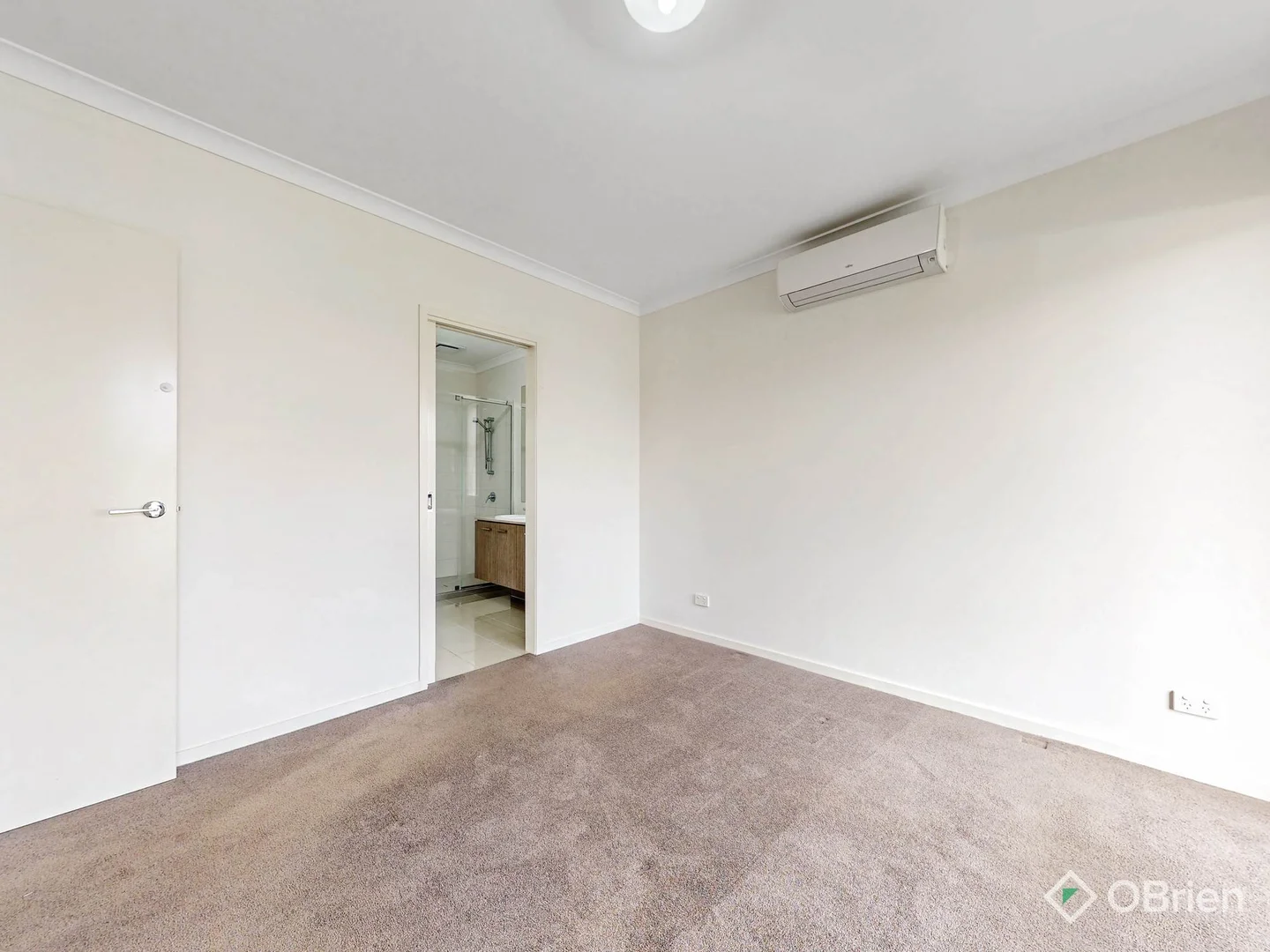 Additional image 4 of 26 Gilcambon Way, Clyde North VIC 3978