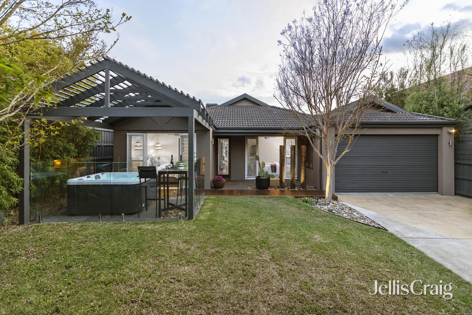 4 bedrooms House in 72 Bentons Road MOUNT MARTHA VIC, 3934