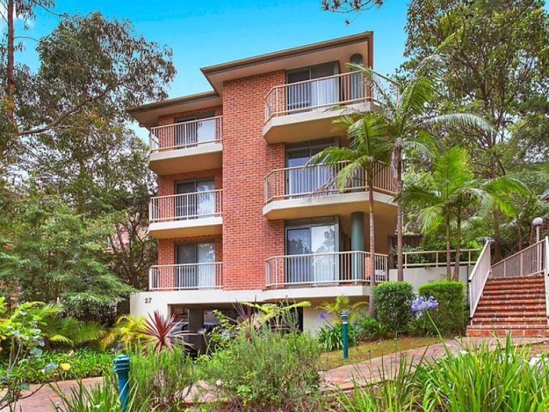 2 bedrooms Apartment / Unit / Flat in 4/27 Sherbrook Road HORNSBY NSW, 2077