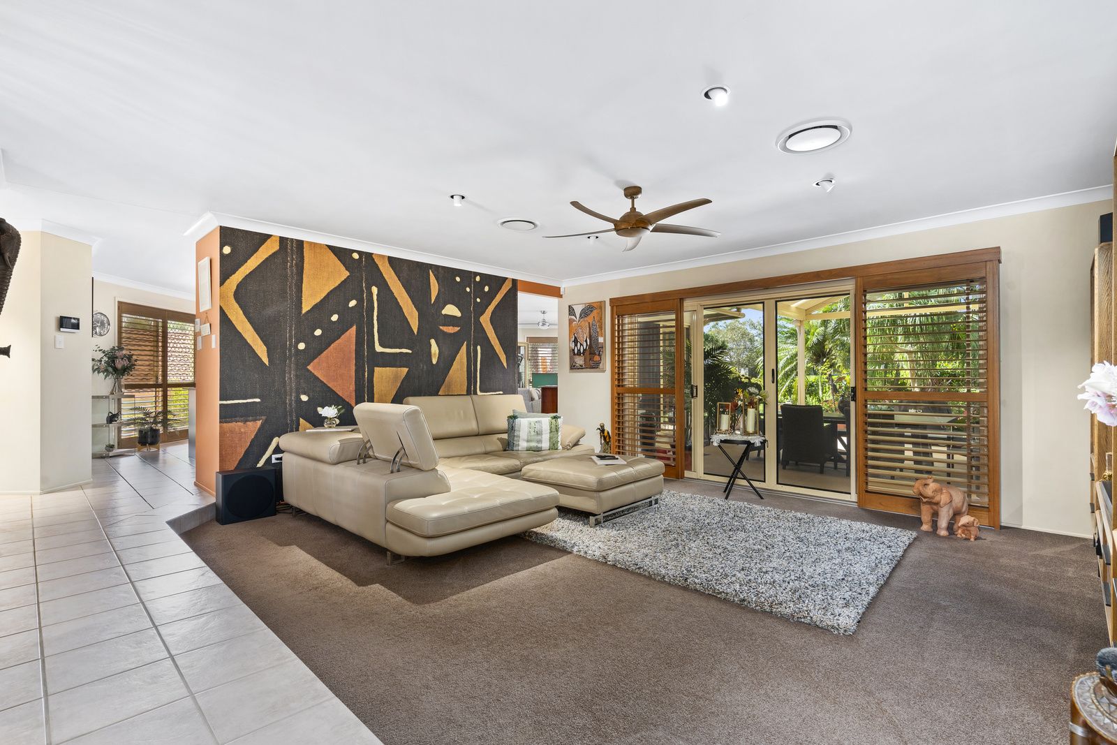 54 Fitzalan Circuit, Arundel QLD 4214, Image 2