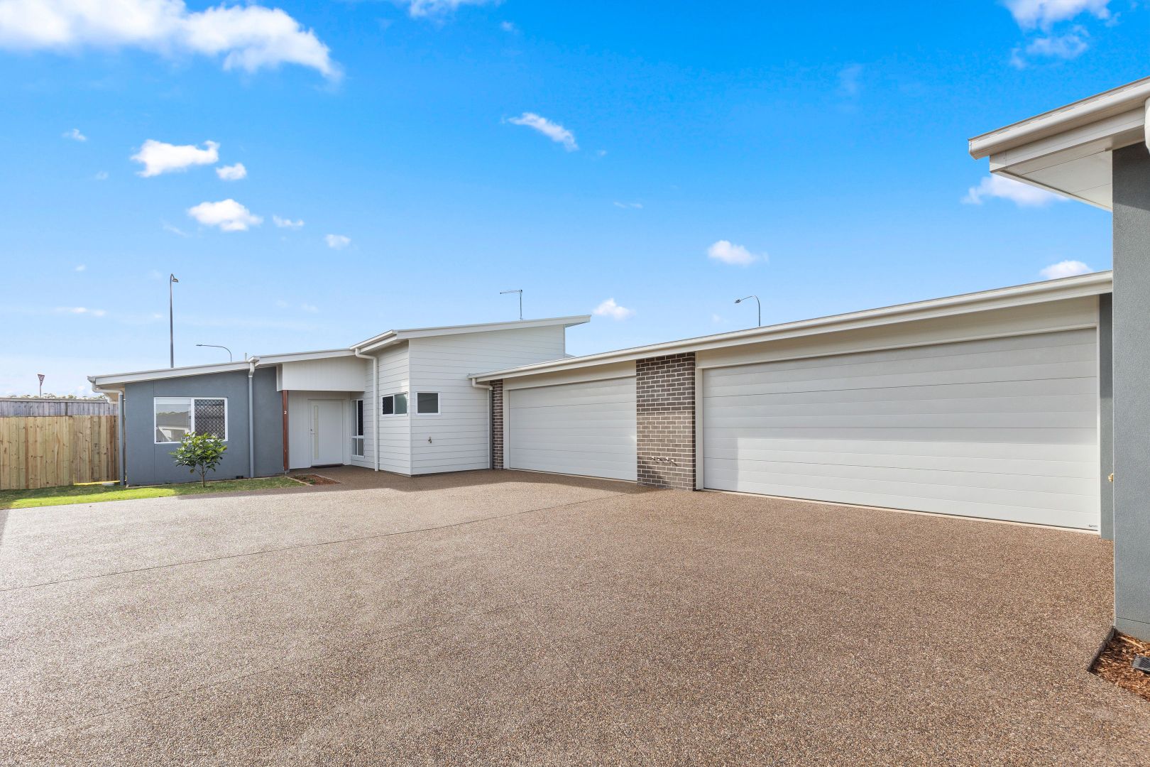 2/21 Abode Way, Kawungan QLD 4655, Image 2