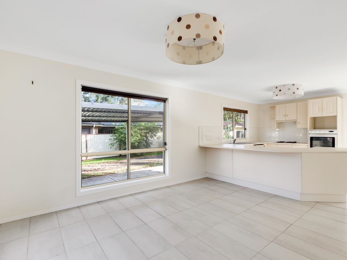 4 Lakeshore Avenue, Kingfisher Shores NSW 2259 House For Rent Domain