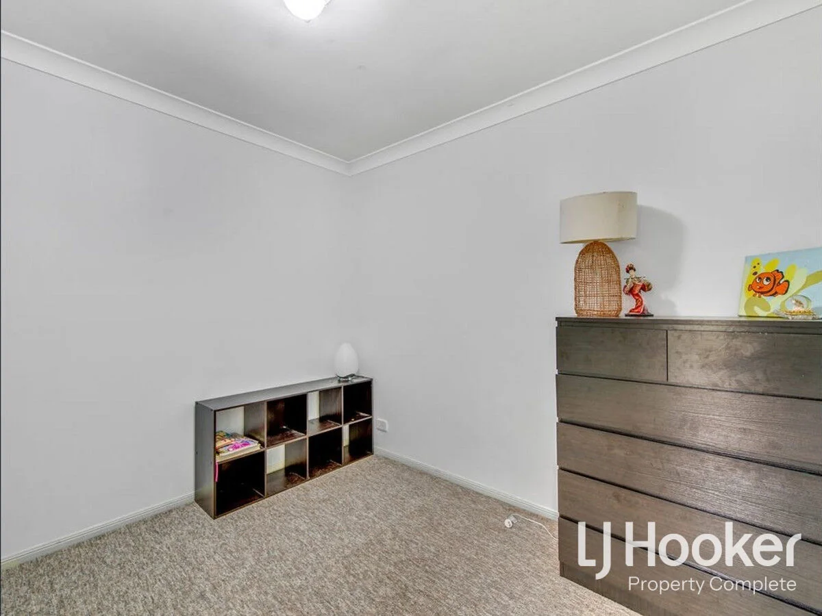 Additional image 10 of 7 Gleditsia Close, Regents Park QLD 4118