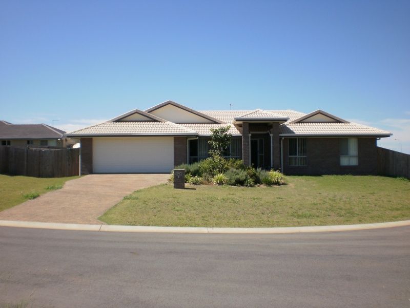 3 Greenidge Court Kingaroy Qld 4610 House For Rent 330 Domain