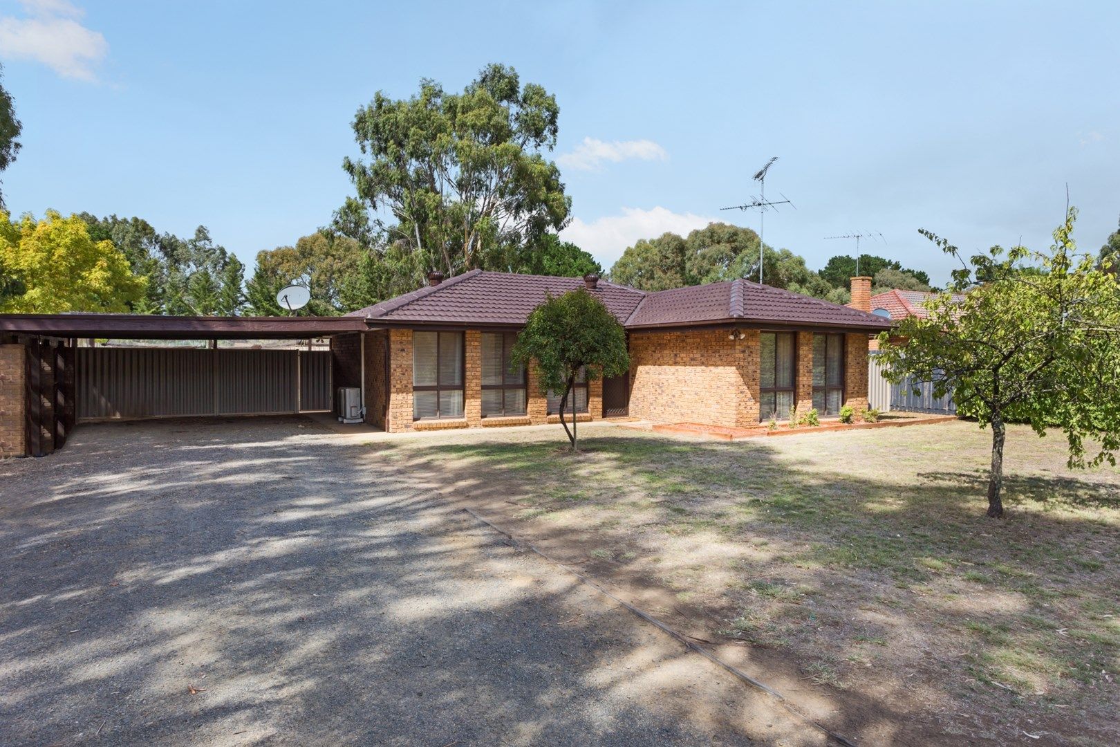 10 Digby Drive, Romsey VIC 3434, Image 0