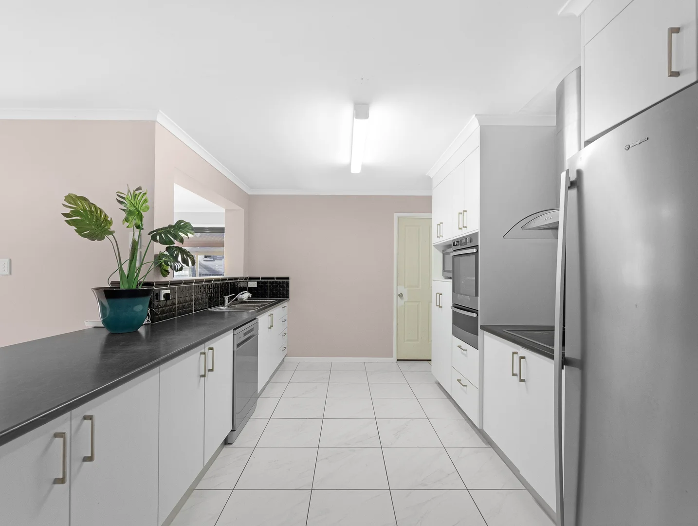 Additional image 8 of 77-79 Carrick Way, Wondunna QLD 4655