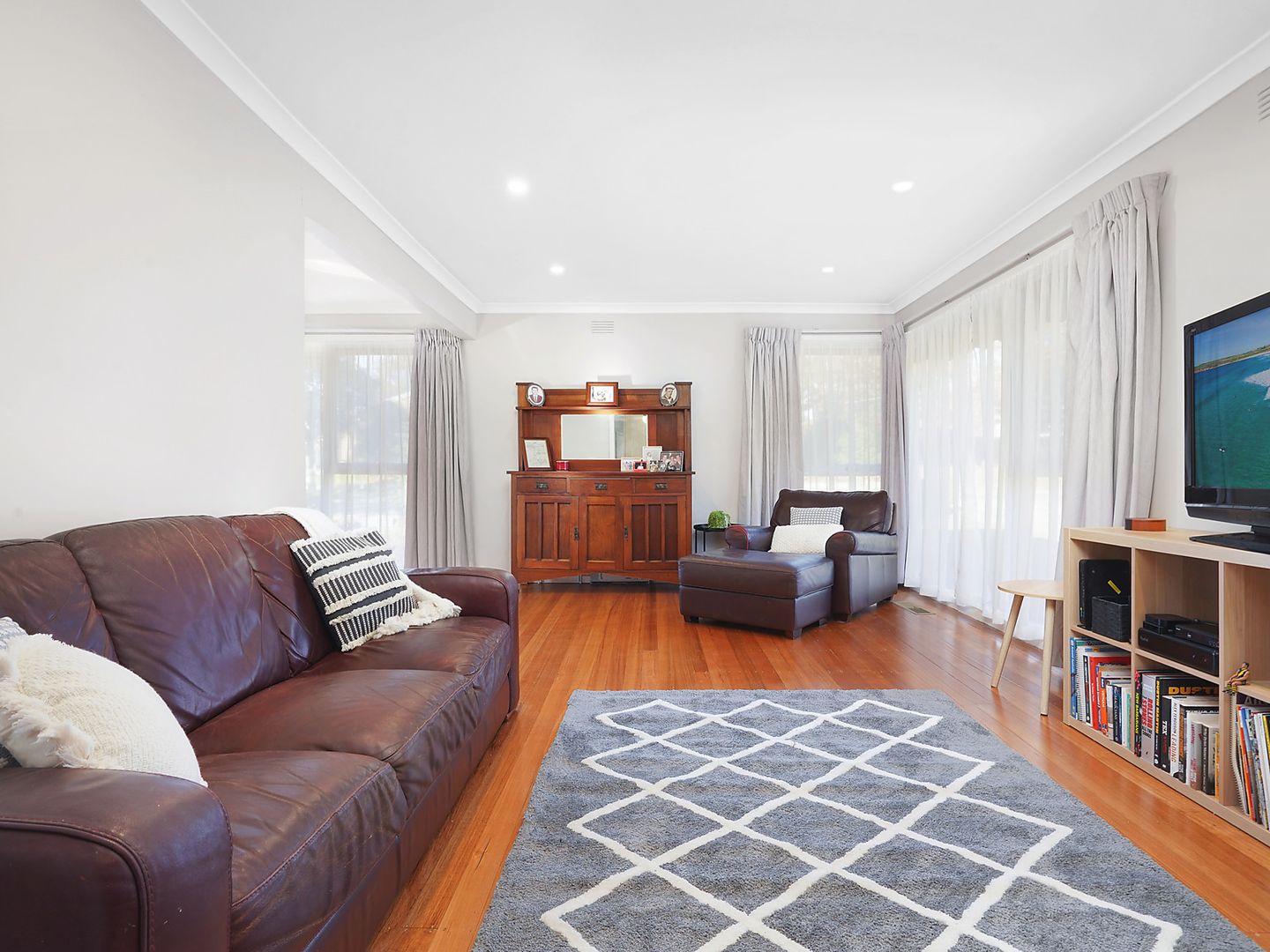 2 Nola Court, Croydon VIC 3136, Image 2