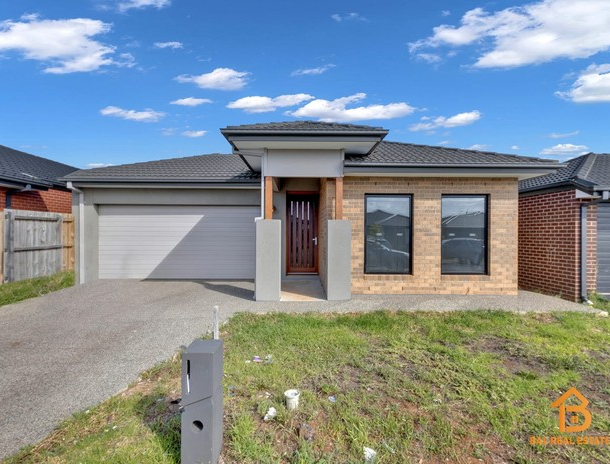 18 Bolton Street, Melton South VIC 3338