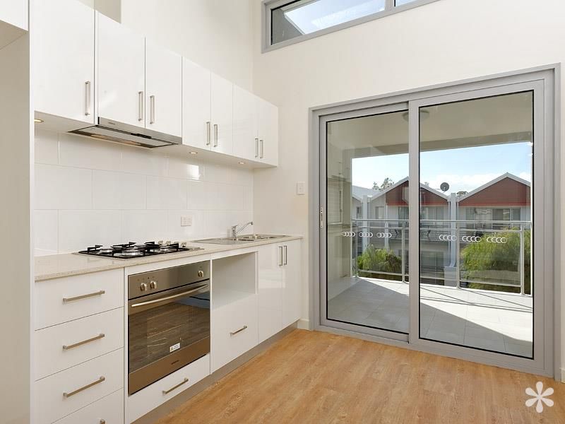 2 bedrooms Apartment / Unit / Flat in 26/12 Bushlark Turn ERSKINE WA, 6210