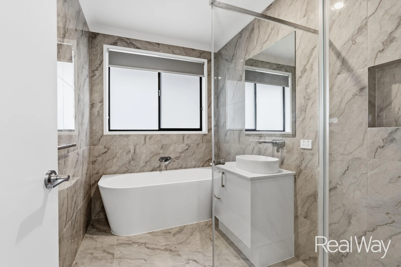 Additional image 5 of 11 Tinana Way, Ripley QLD 4306