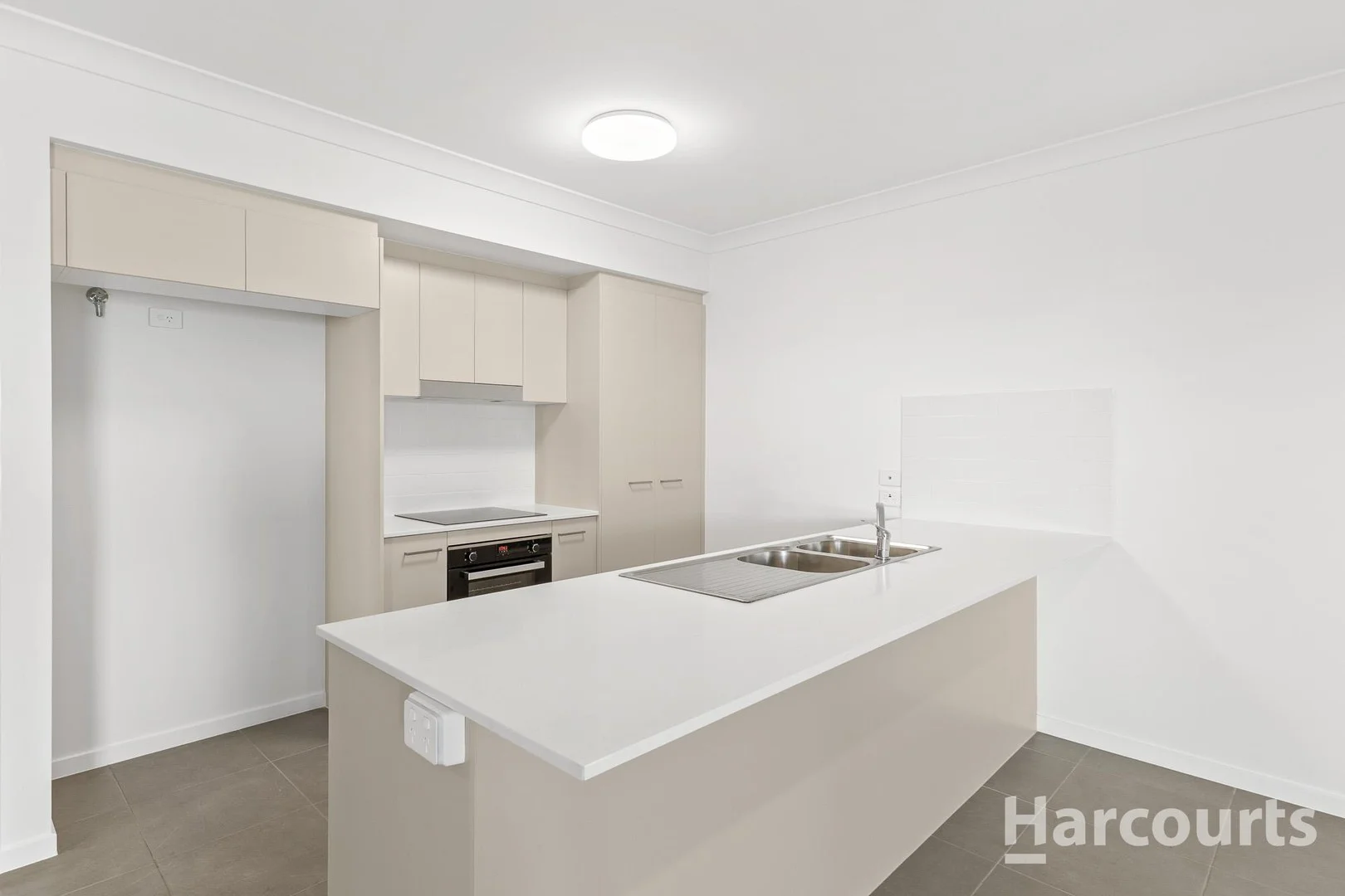 4B Gull Street, Woodgate QLD 4660